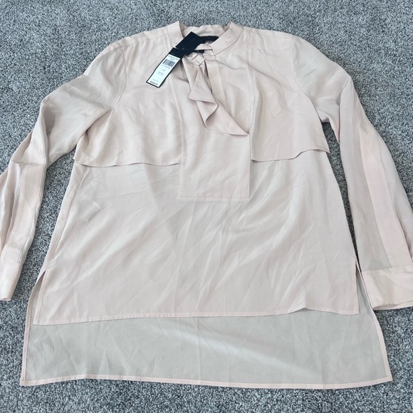 NWT! BCBG Maxazria Bare Pink 100% Silk Flowy Top Sabina Women’s Size M $248 - Picture 1 of 16
